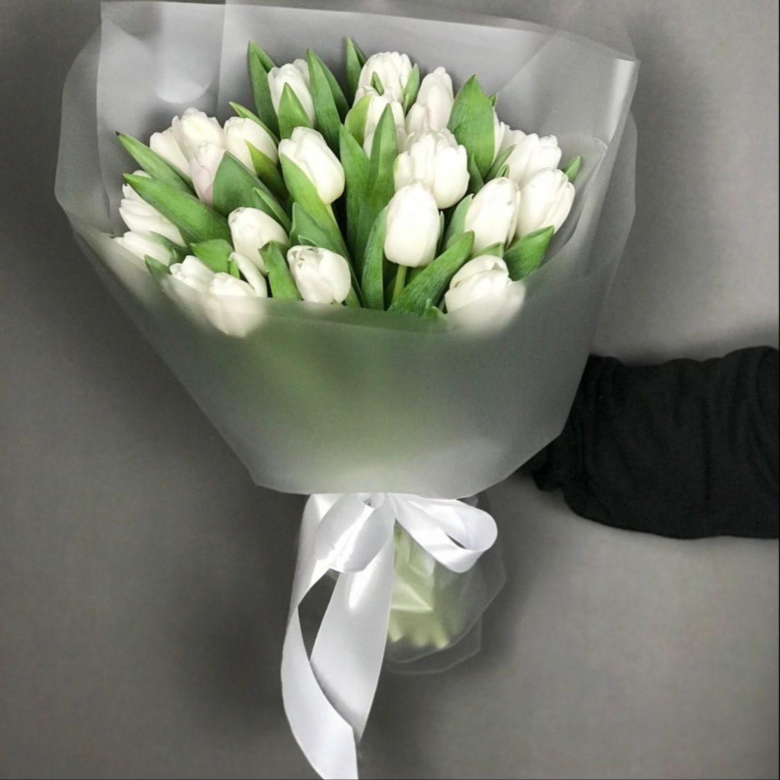 Bukiet białych tulipanów (35-40cm) 25szt