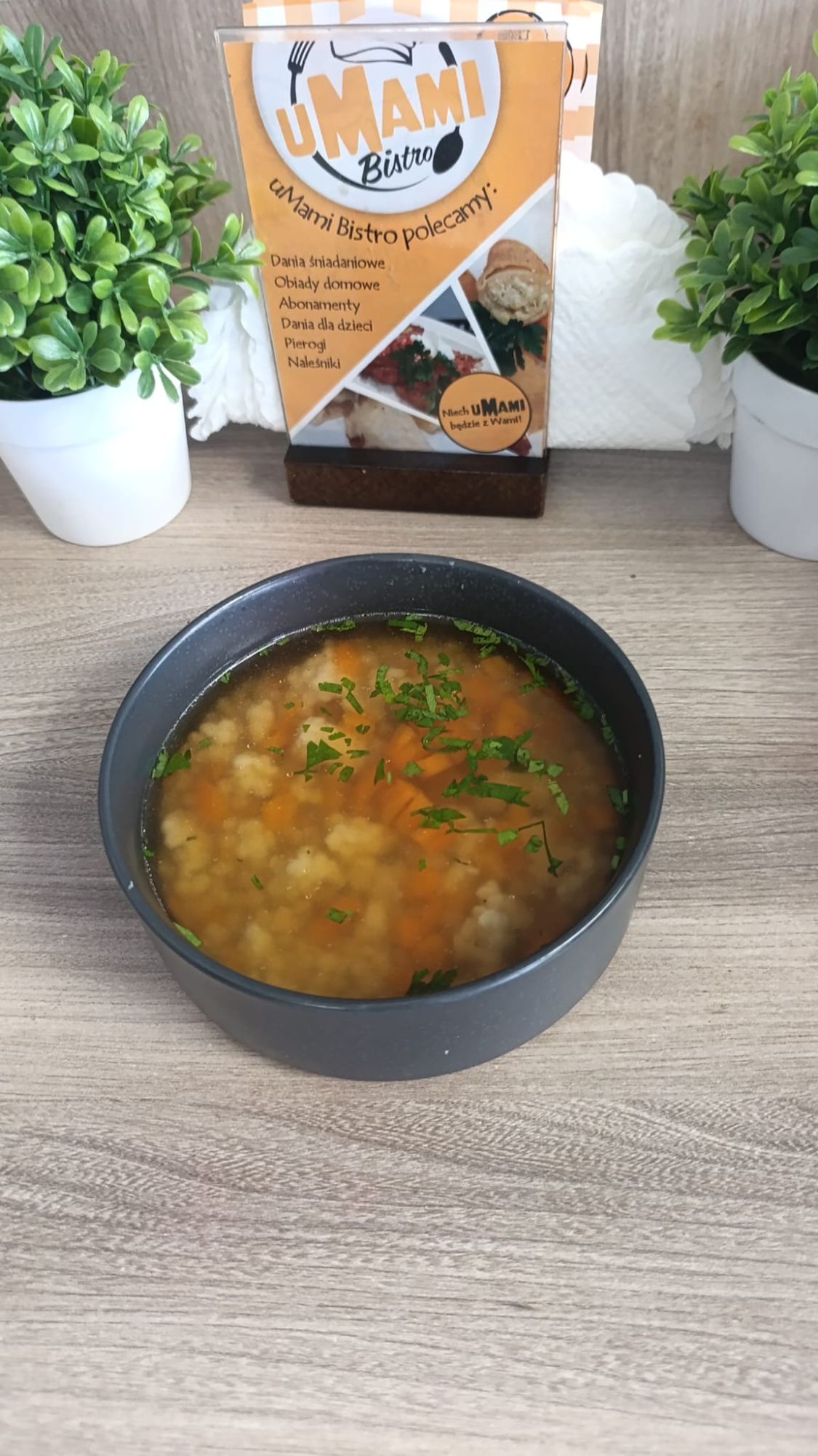 (Zupa dnia ) Rosół z zacierką