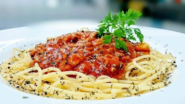 spagetti po bolońsku