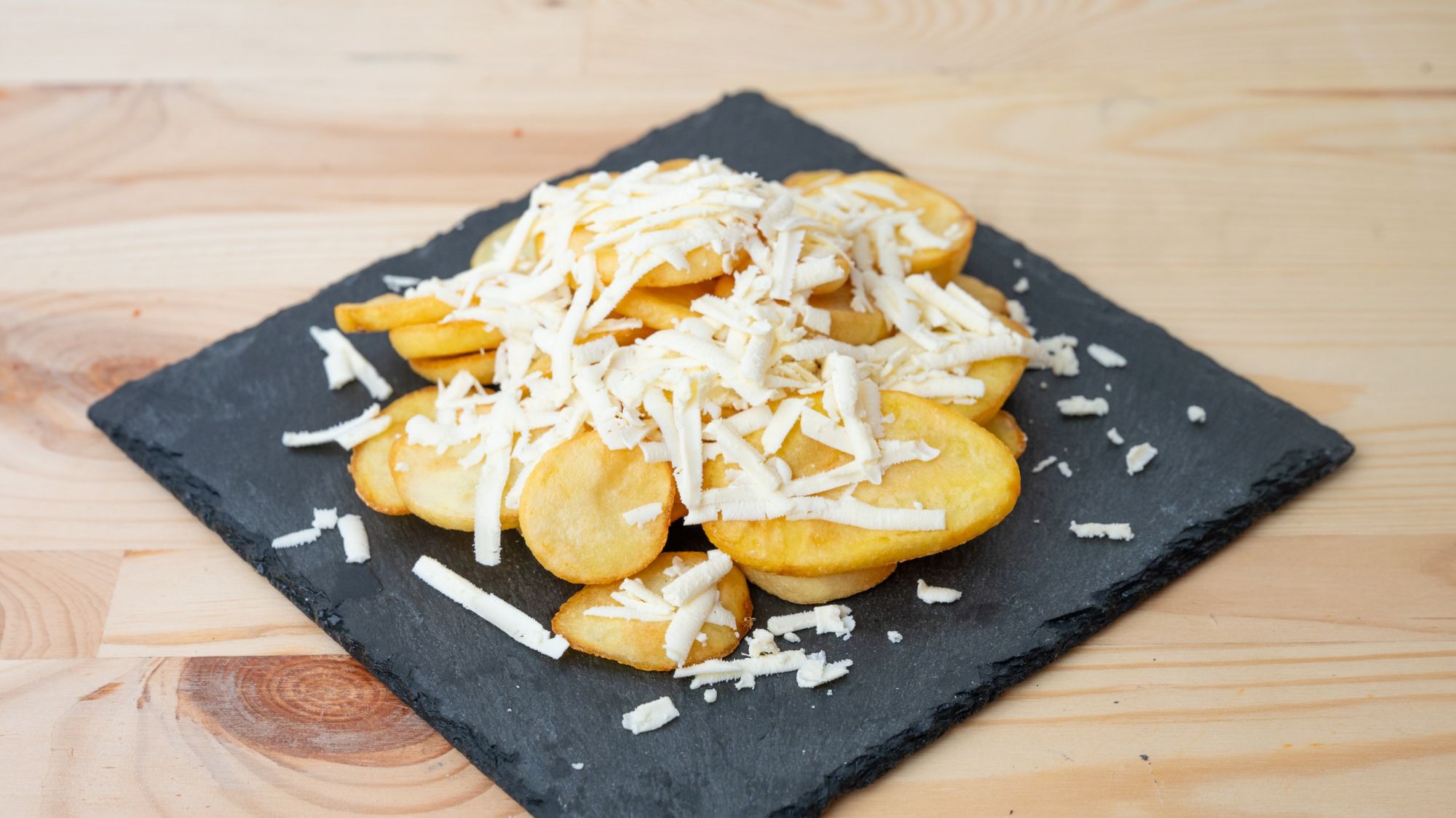 Golden Chips cu telemea