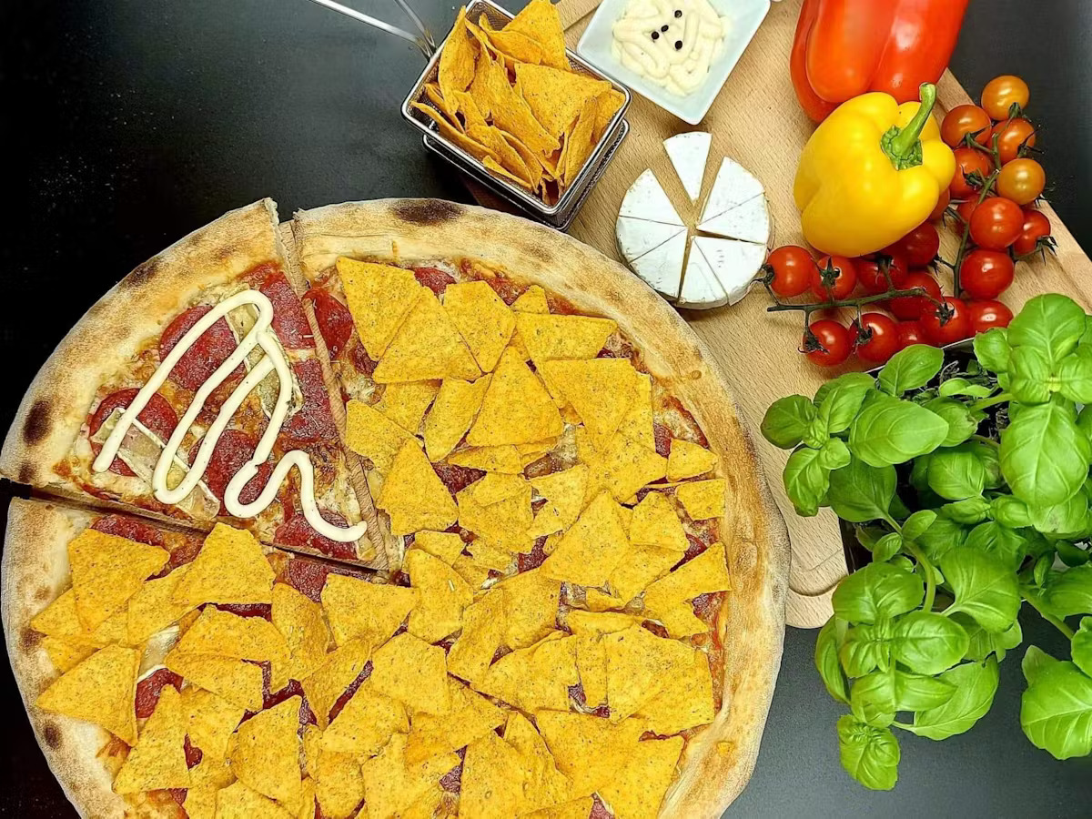 42.NACHOS HOT DORITOS