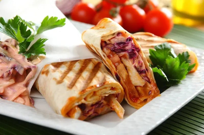 Kebab w tortilli