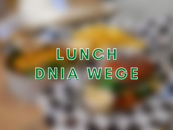 Lunch dnia Burger Wegetarianka  + frytki + coleslaw
