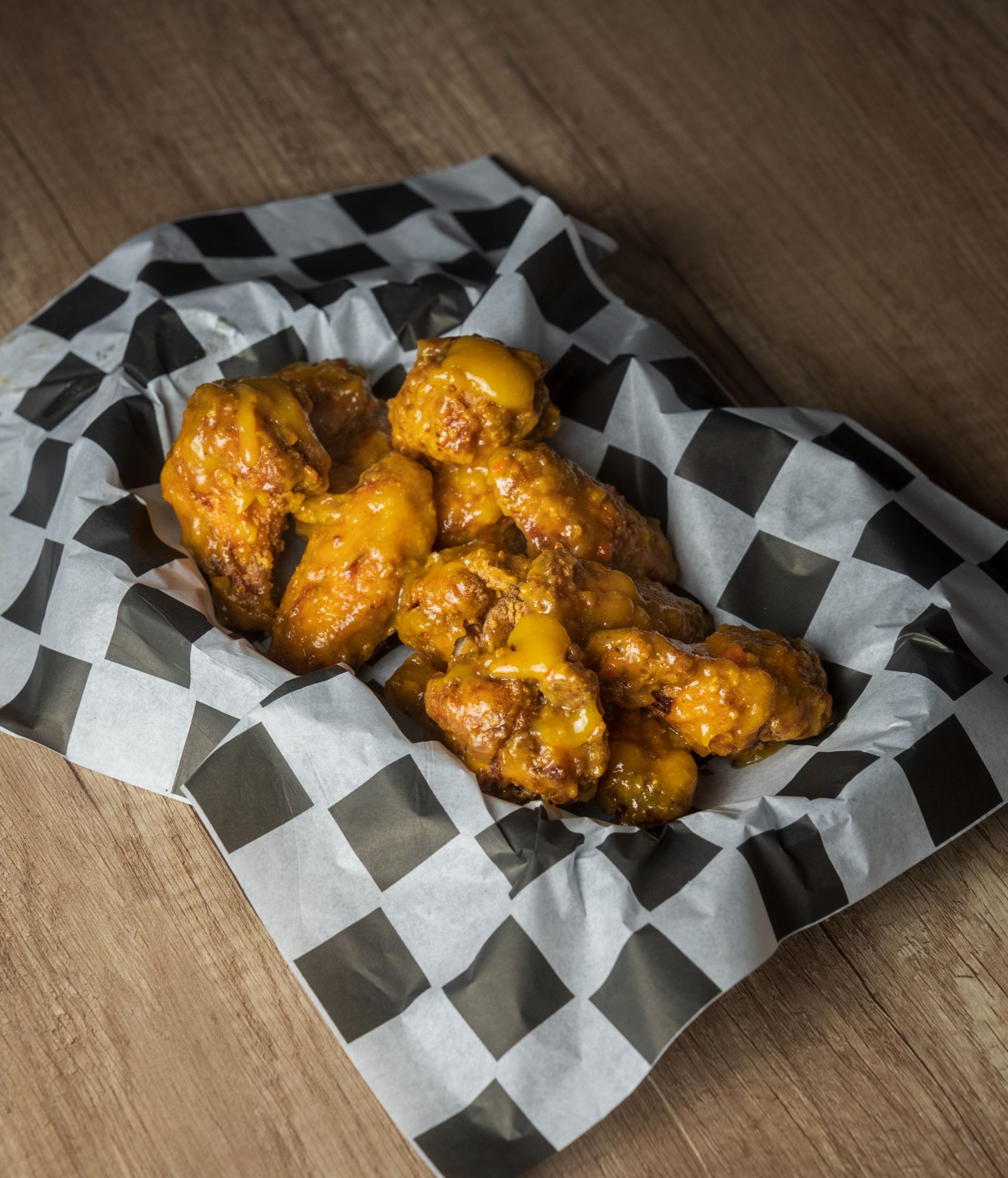 Skrzydełka w glazurze Mango-Habanero 6szt 