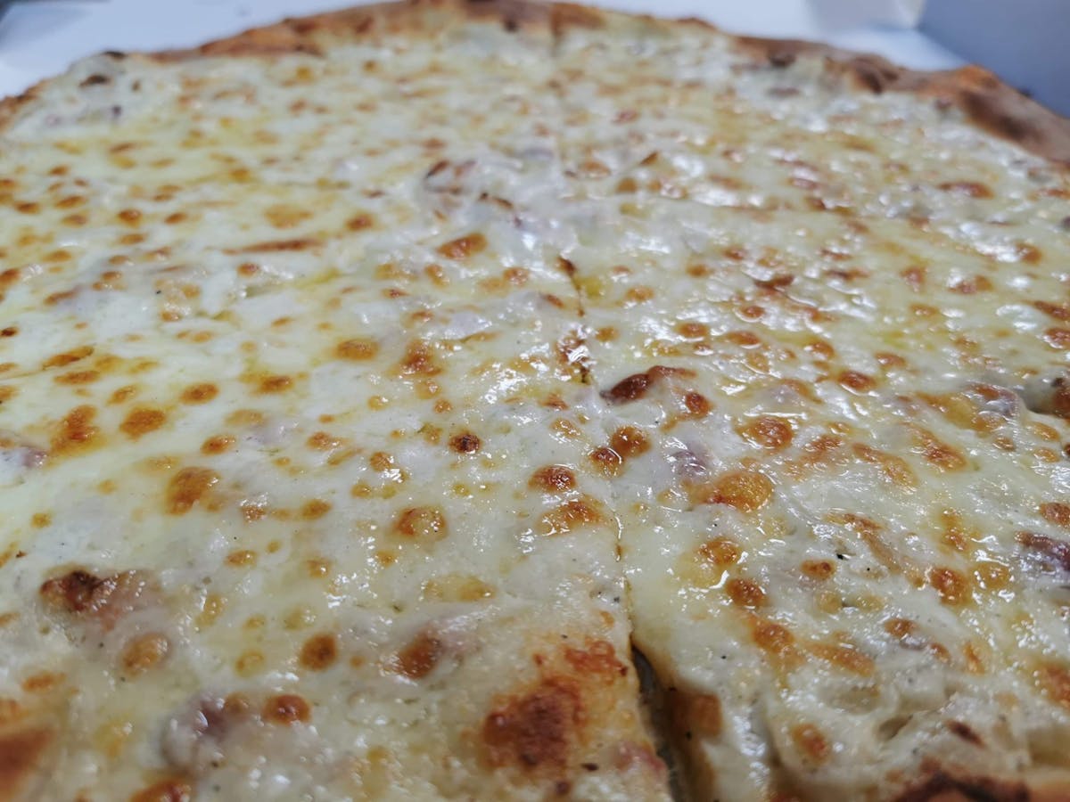 Pizza Margherita 1