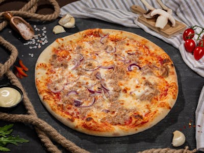 Pizza Tonno e Cipolla M