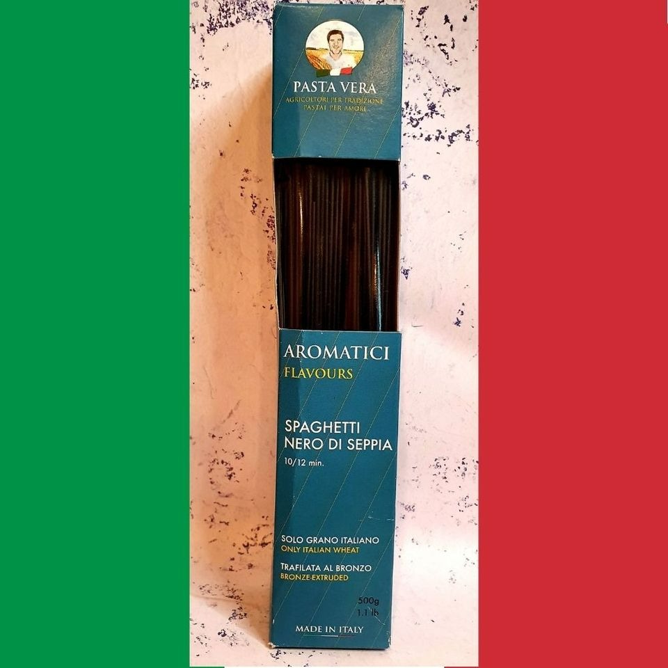 Czarny makaron spaghetti Pasta Vera