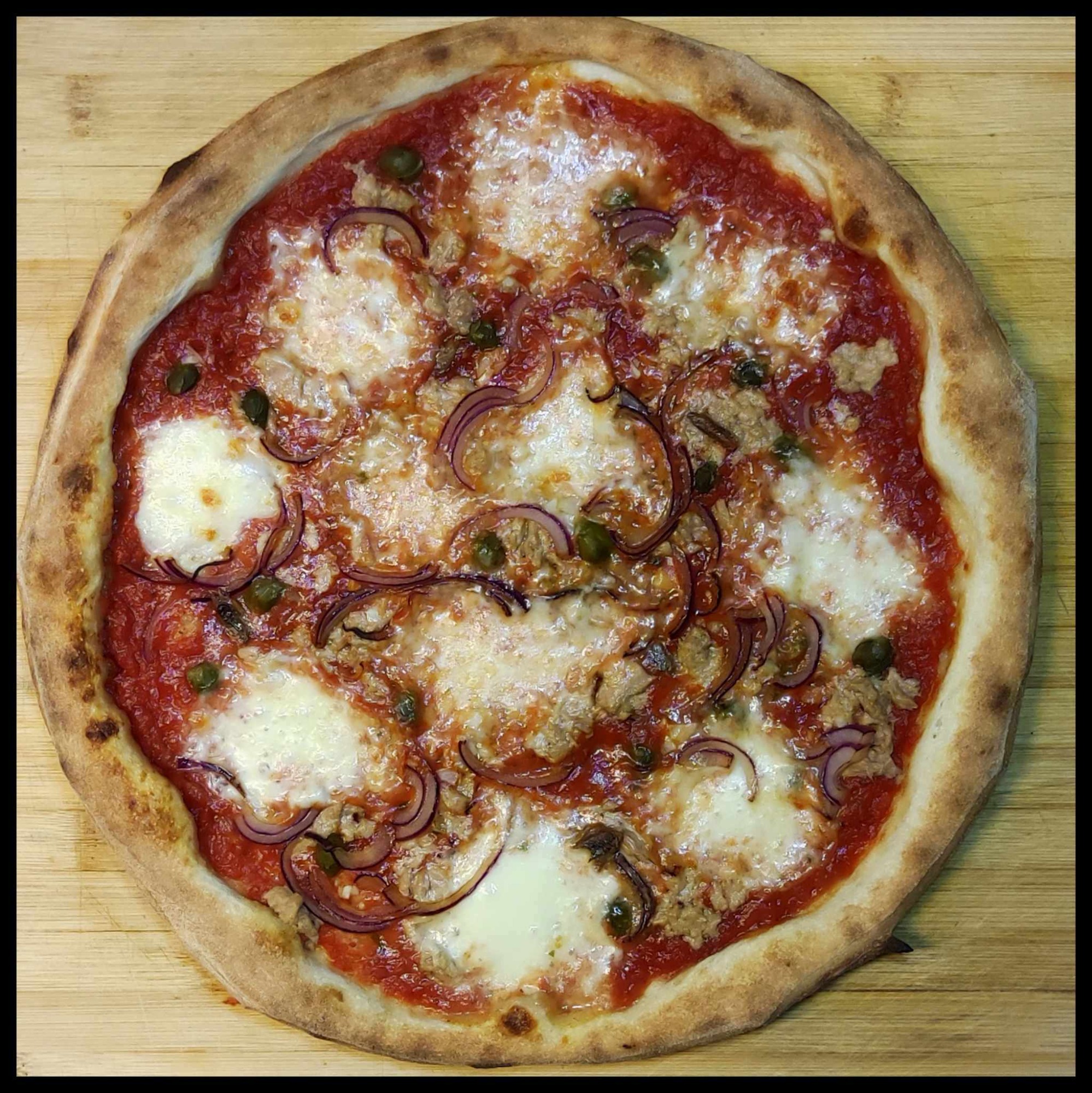 10.Pizza Tonno
