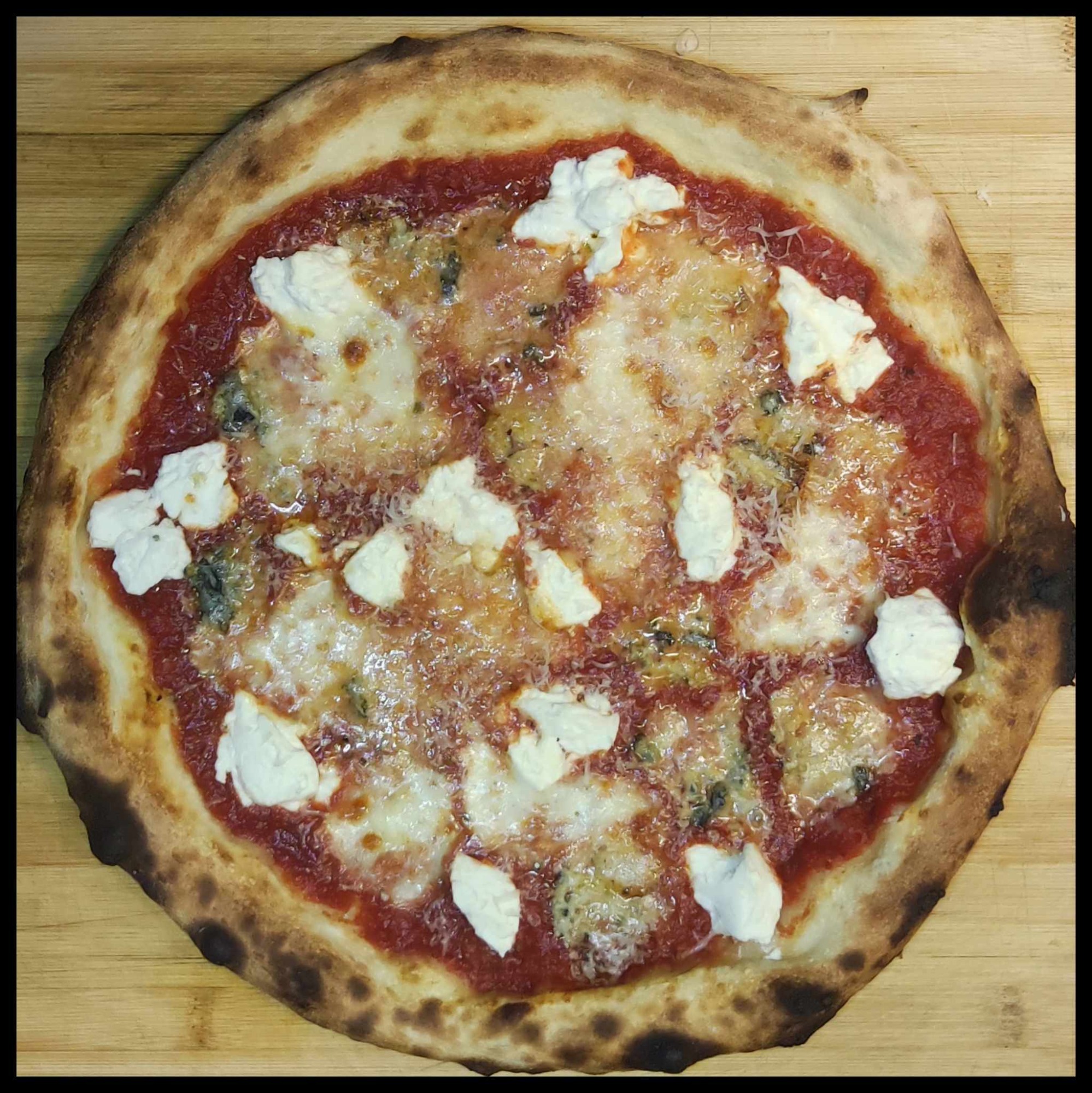 13.Pizza Quattro Formaggi