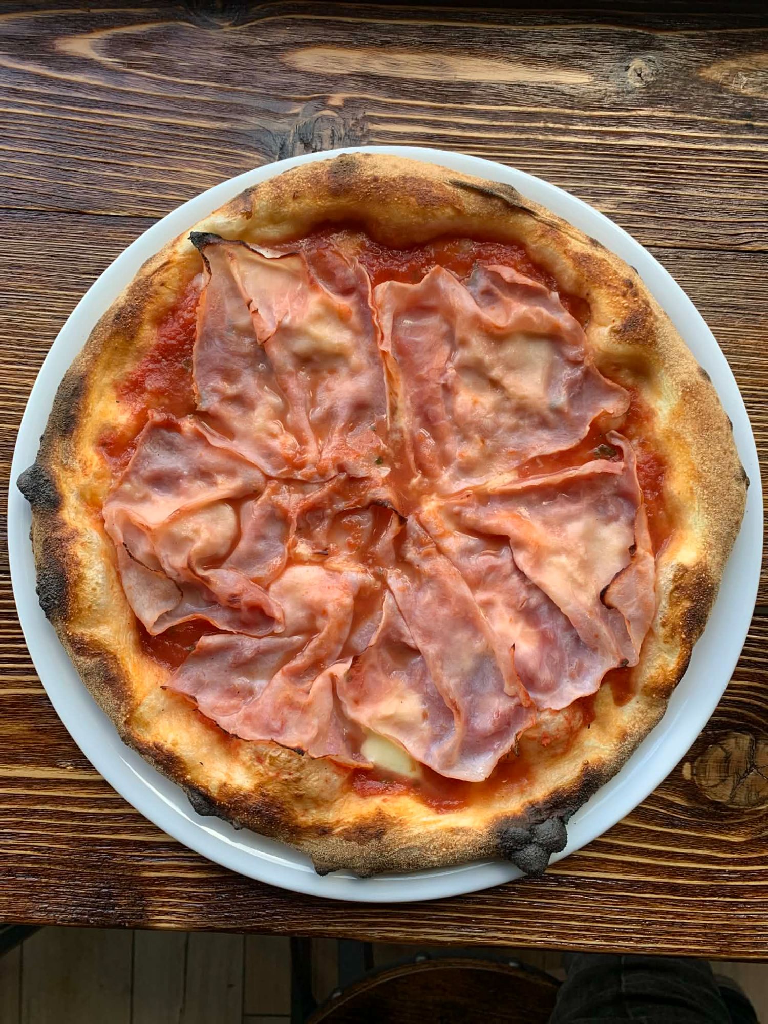 25.Pizza Prosciutto