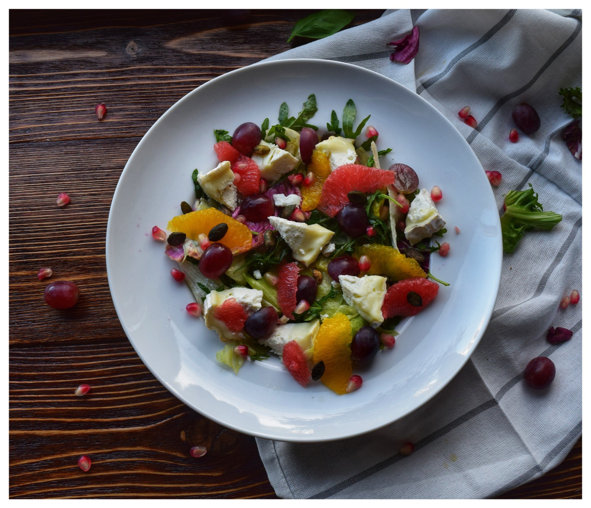 sałatka z kozim serem