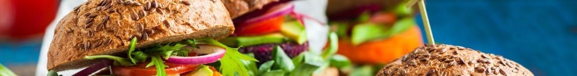 BURGERY 100% SEZONOWANEJ WOŁOWINY