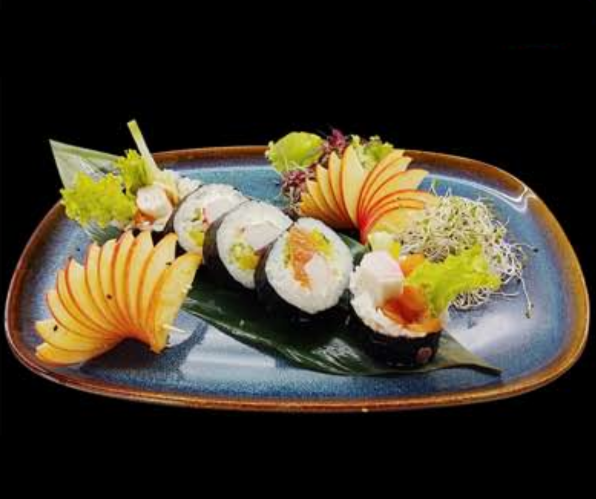 Futo Maki Salmon & Crab