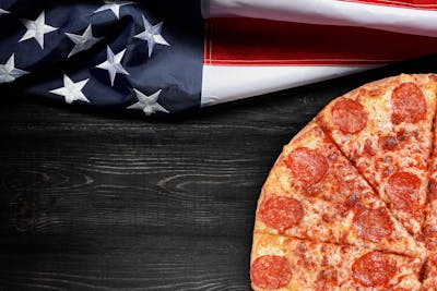 2x duża pizza 40 cm + 2 sosy Tylko 99zł !!!