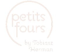 Petits Fours Café